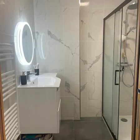 Le Cocon Chateau De Chantilly Roissy Parc Asterix Jo 2024 *